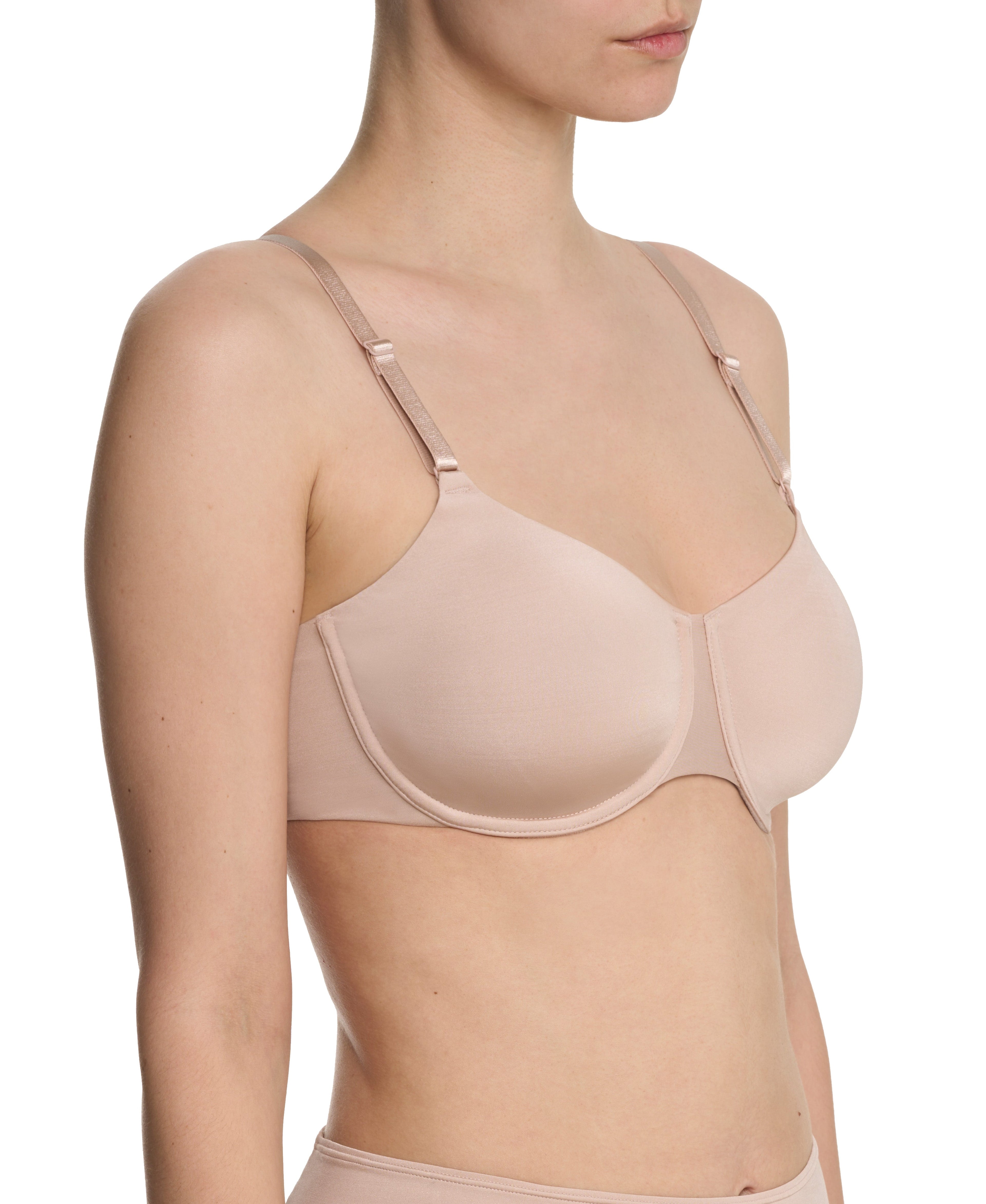 Liquid Smooth Seamless Underwire Bra